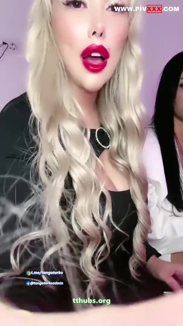Lez İlçin Karagöz Memeleri Sallıyor Tango