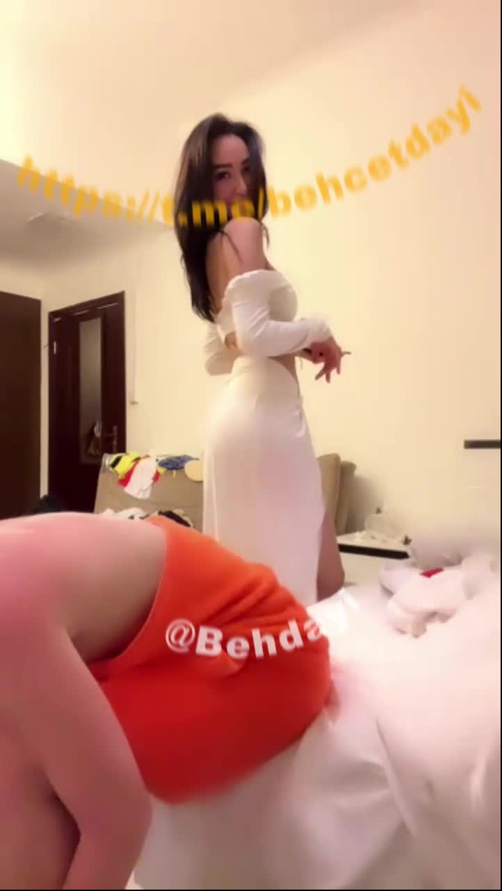 Jasmine Tango Beyaz Elbise Kalça Sallama