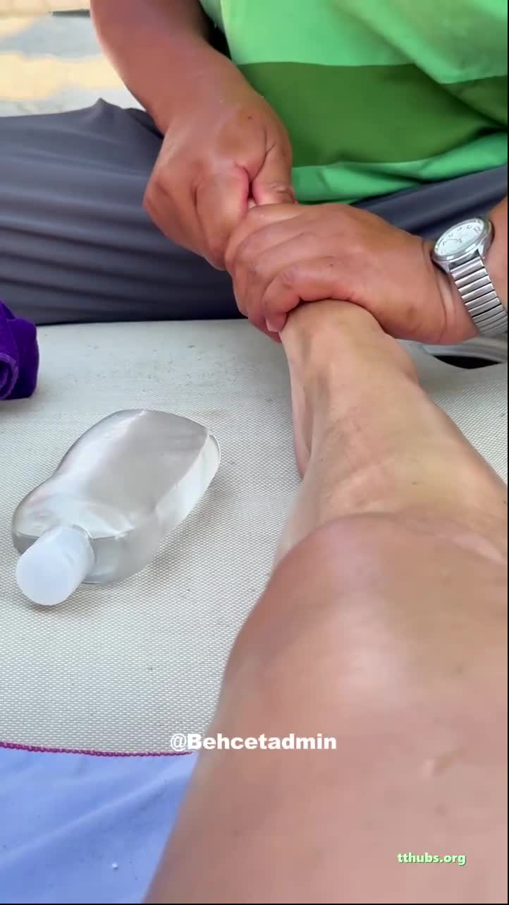 Karolin Fişekçi Ifsa Yağlı Masaj Ayak