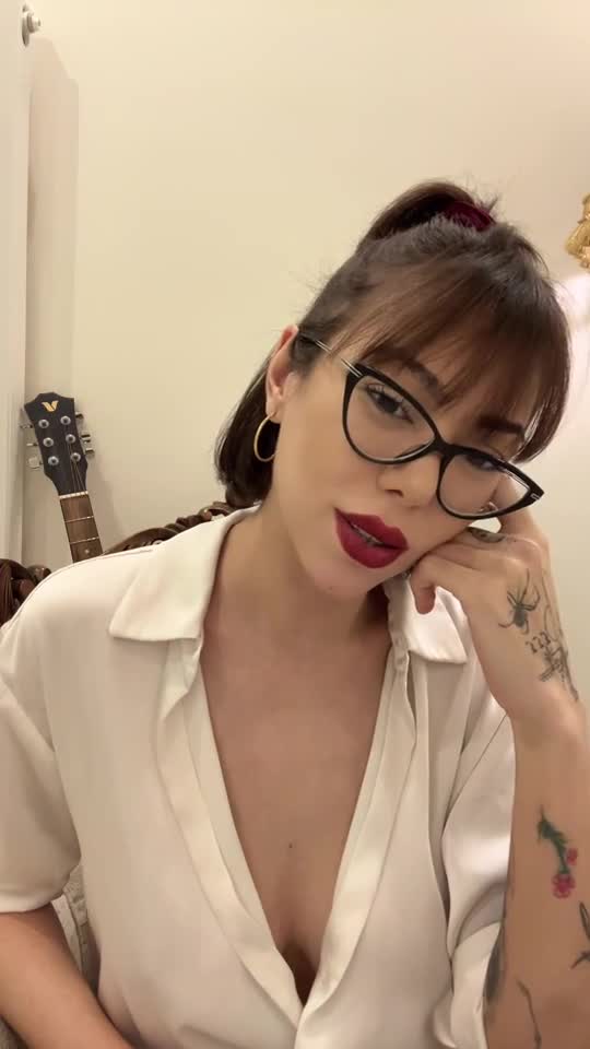 Şeyda Nur Tunç Bigo Gömlek Düğme Açma