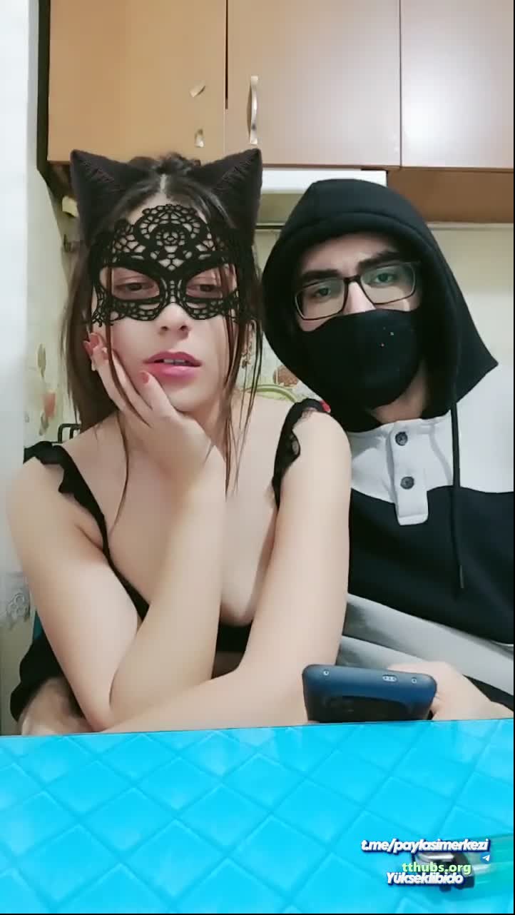 Tango Jasmine Kedi Maske Göğüs Açma