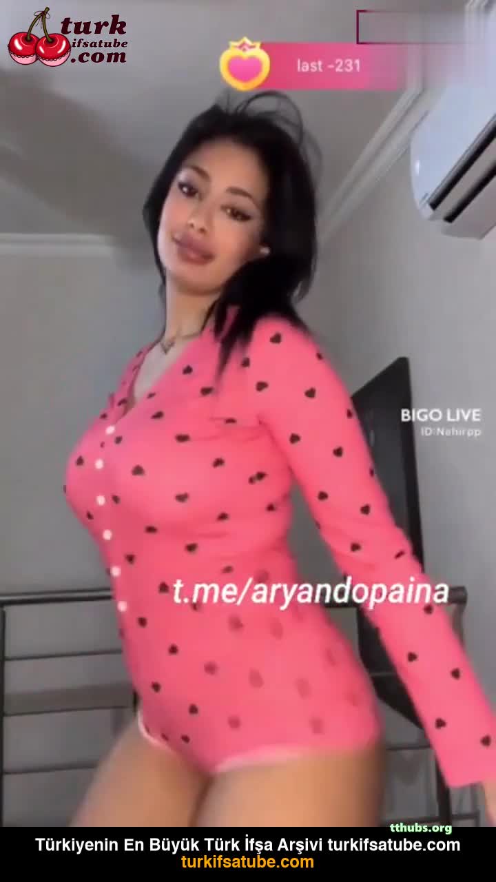 Amator Twerk Ifsa Bigo Pembe Bodysuit Kalca