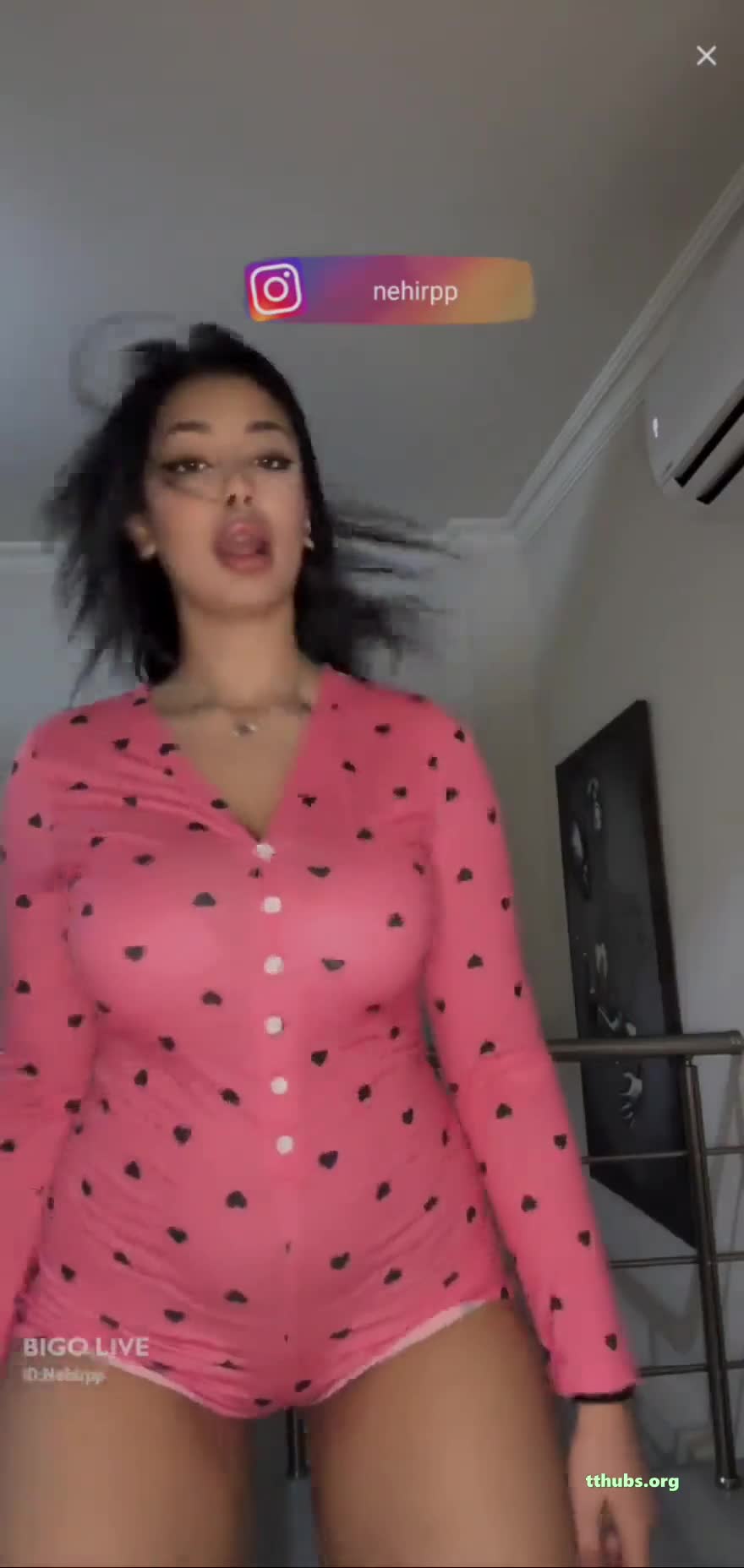 Nehirpp Ifsa Pijama Sıyırma Kalça Sallama