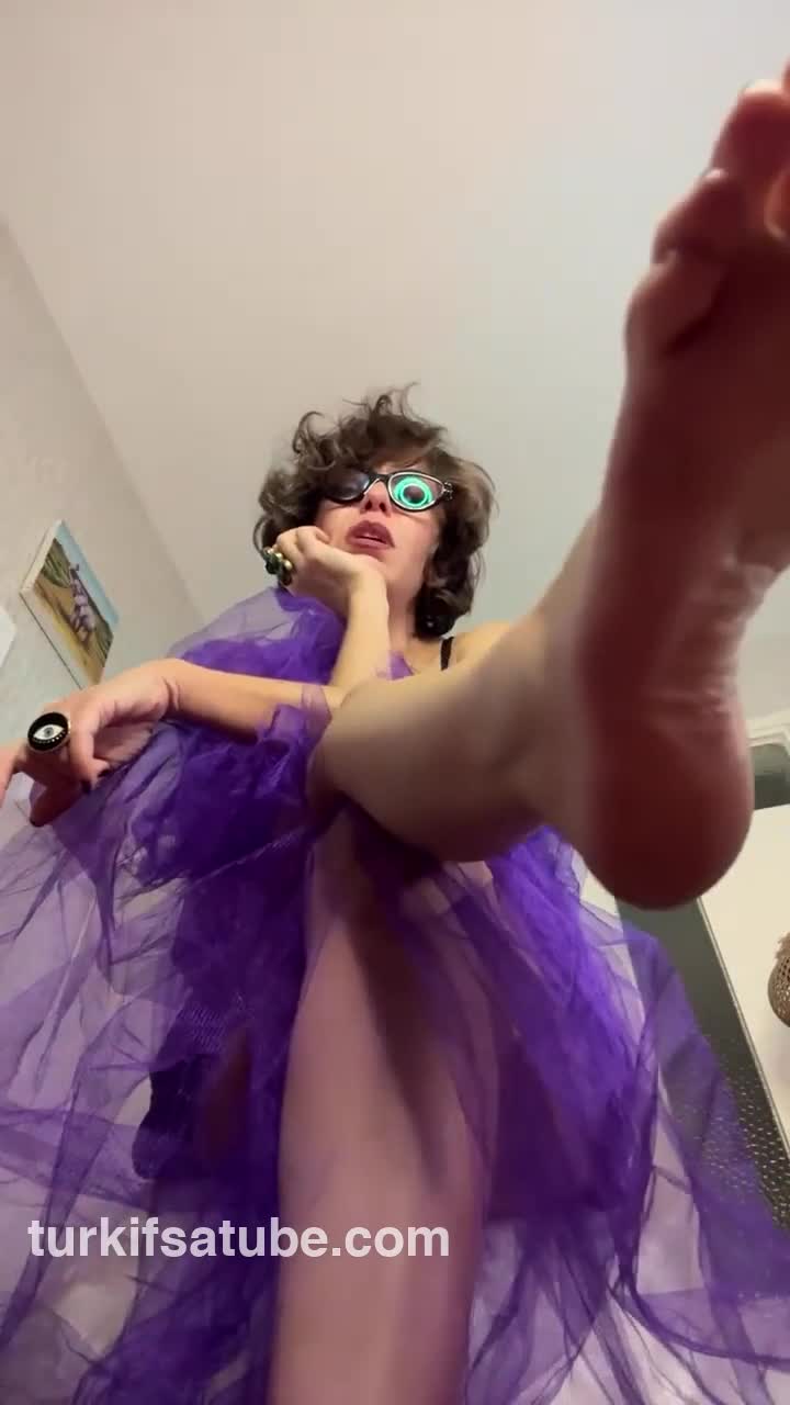 Ayak Ezme Karolin Fişekçi Topuk Fantezisi