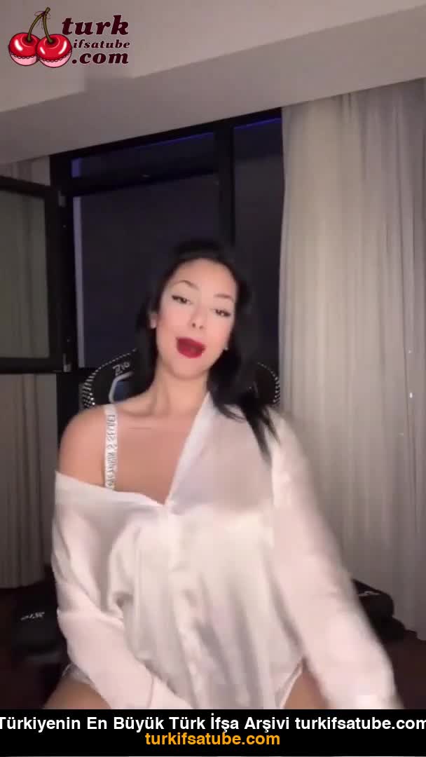 Nehirpp Bigo Saten Gömlek Dudak Büzme