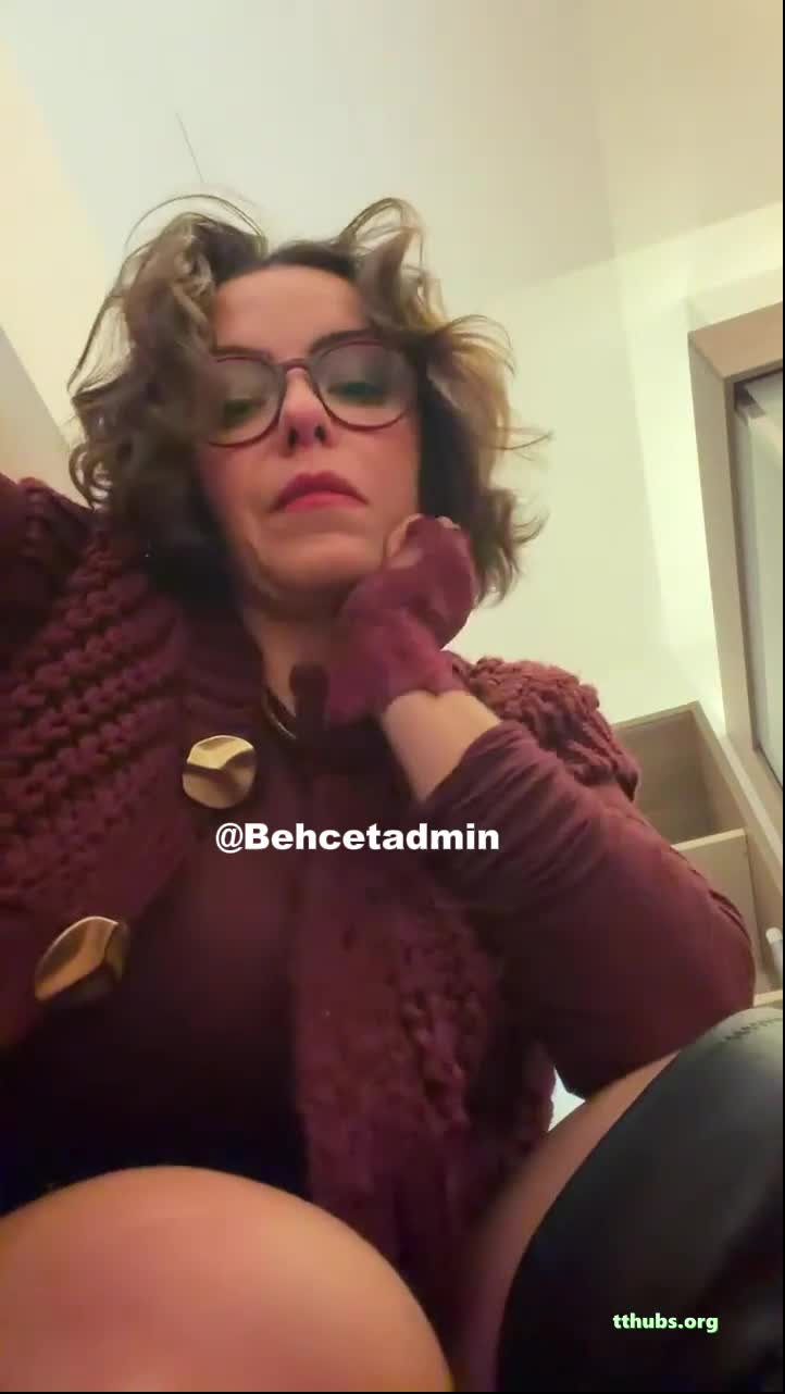 Ayak Fetişi Karolin Fişekçi Ezme